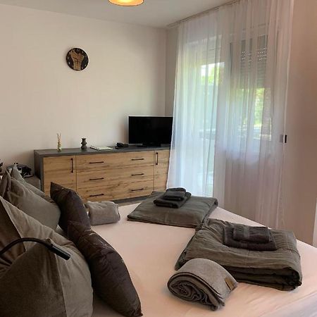 Áron Apartman-Zalakaros Exterior foto